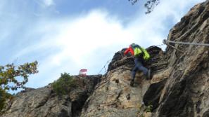 Klaudia im Klettersteig