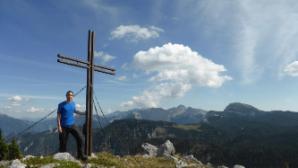 Ich und im Hintergrund der Hochschwab