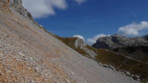 Durch Gestein
