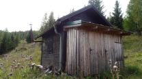 Zu dieser Hütte